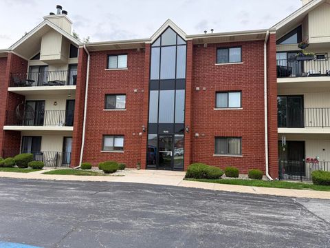 18245 66th Court 2B Tinley Park IL 60477
