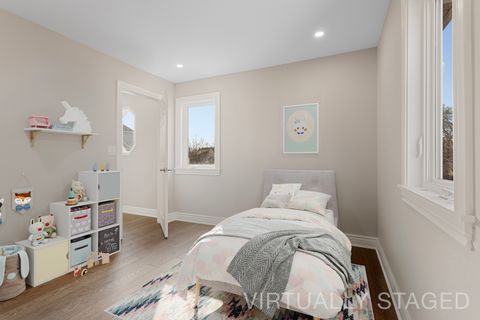 Tiny photo for 606 S York Street, Elmhurst, IL 60126 (MLS # 12618927)