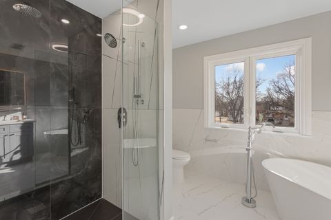 Tiny photo for 606 S York Street, Elmhurst, IL 60126 (MLS # 12618927)