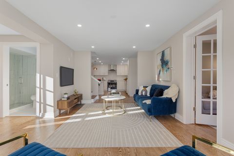 Tiny photo for 606 S York Street, Elmhurst, IL 60126 (MLS # 12618927)