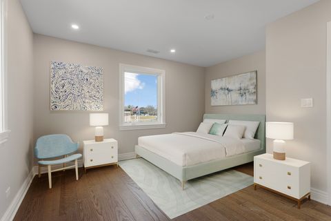 Tiny photo for 606 S York Street, Elmhurst, IL 60126 (MLS # 12618927)