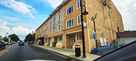 Tiny photo for 6337 Roosevelt Road #101, Berwyn, IL 60402 (MLS # 12444426)
