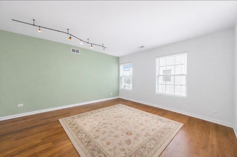 Tiny photo for 6930 Creekside Drive #6930, Plainfield, IL 60586 (MLS # 12559336)