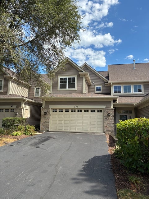 Photo of 371 HICKORY Lane, South Elgin, IL 60177 (MLS # 12760669)