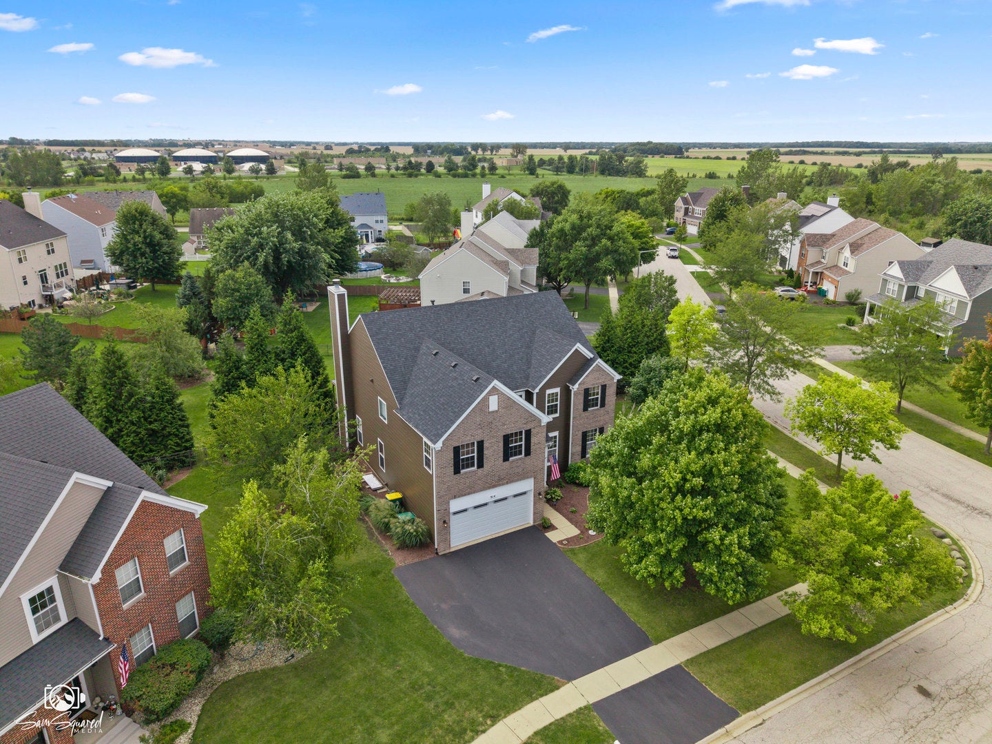 914 Pasture Rose Street