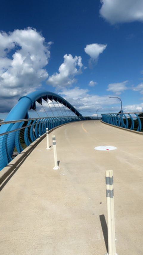 Tiny photo for 515 E Oakwood Boulevard, Chicago, IL 60653 (MLS # 12591936)