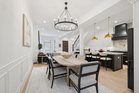 Tiny photo for 515 E Oakwood Boulevard, Chicago, IL 60653 (MLS # 12591936)