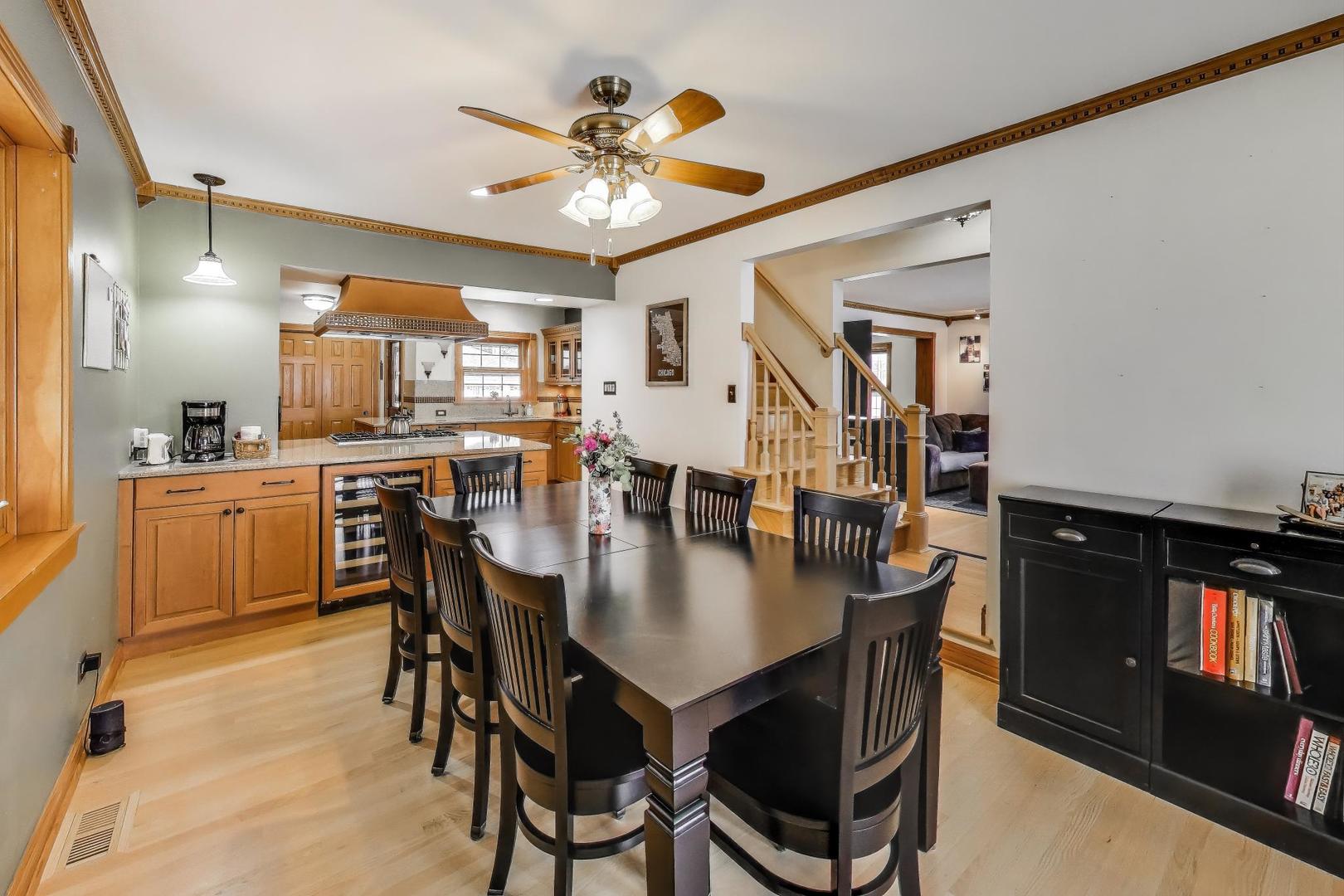 1607 S Ashland Avenue