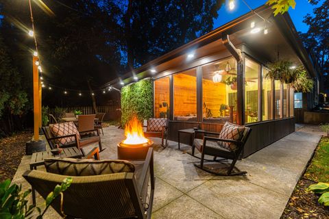 Tiny photo for 797 Forest Avenue, Glen Ellyn, IL 60137 (MLS # 12498028)