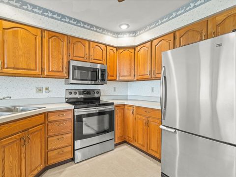 Tiny photo for Rockford, IL 61108 (MLS # 12611935)