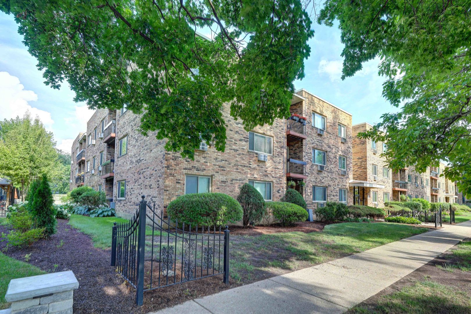 420 Home Avenue 202