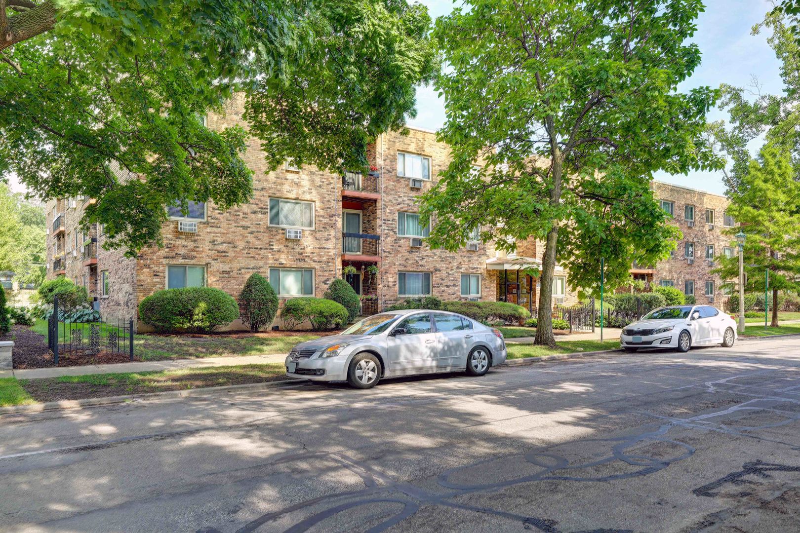 420 Home Avenue 202