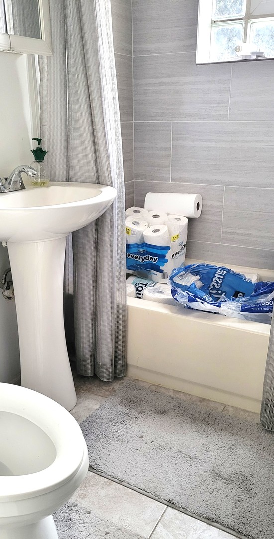 7341-43 W Irving Park Road