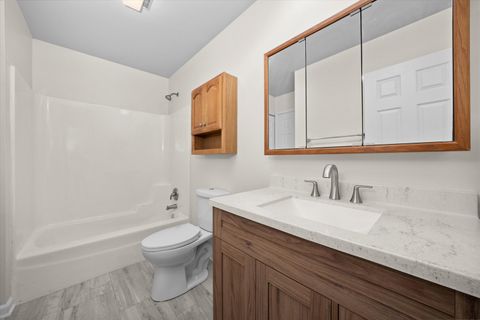 Tiny photo for 18057 Juneway Court, Country Club Hills, IL 60478 (MLS # 12501079)