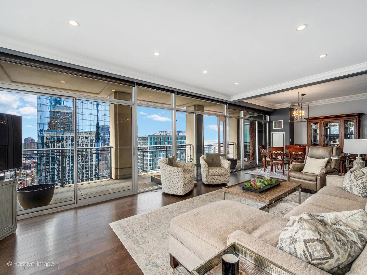 1250 S Michigan Avenue 2802