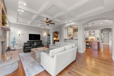 Tiny photo for 4947 Stonewall Avenue, Downers Grove, IL 60515 (MLS # 12489222)