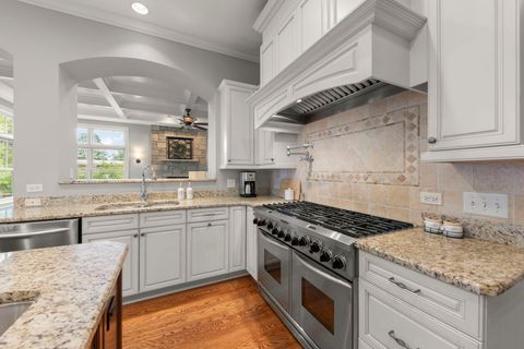 Tiny photo for 4947 Stonewall Avenue, Downers Grove, IL 60515 (MLS # 12489222)