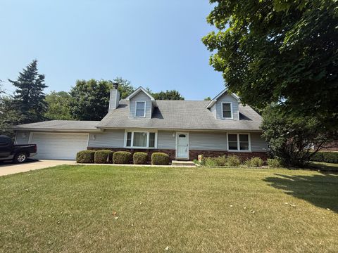 Tiny photo for 242 Thompson Avenue, Winthrop Harbor, IL 60096 (MLS # 12439575)