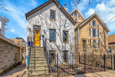 Photo of 2030 W Shakespeare Avenue, Chicago, IL 60647 (MLS # 12608077)