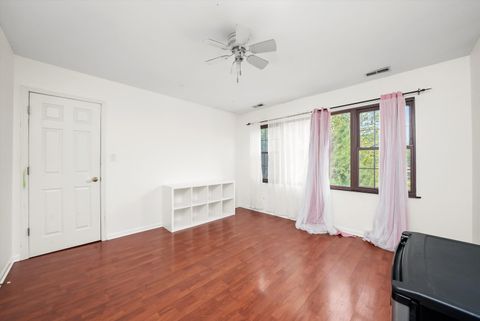 Tiny photo for 836 Bonita Avenue, Elk Grove Village, IL 60007 (MLS # 12490900)