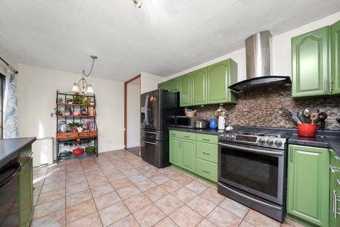 Tiny photo for 836 Bonita Avenue, Elk Grove Village, IL 60007 (MLS # 12490900)