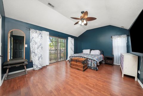 Tiny photo for 836 Bonita Avenue, Elk Grove Village, IL 60007 (MLS # 12490900)