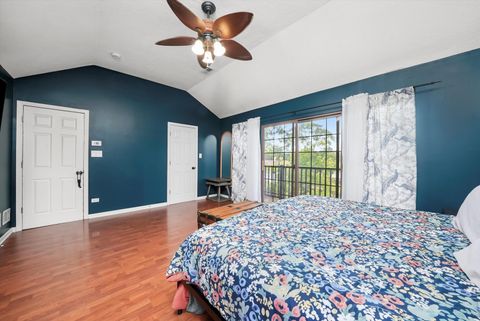 Tiny photo for 836 Bonita Avenue, Elk Grove Village, IL 60007 (MLS # 12490900)