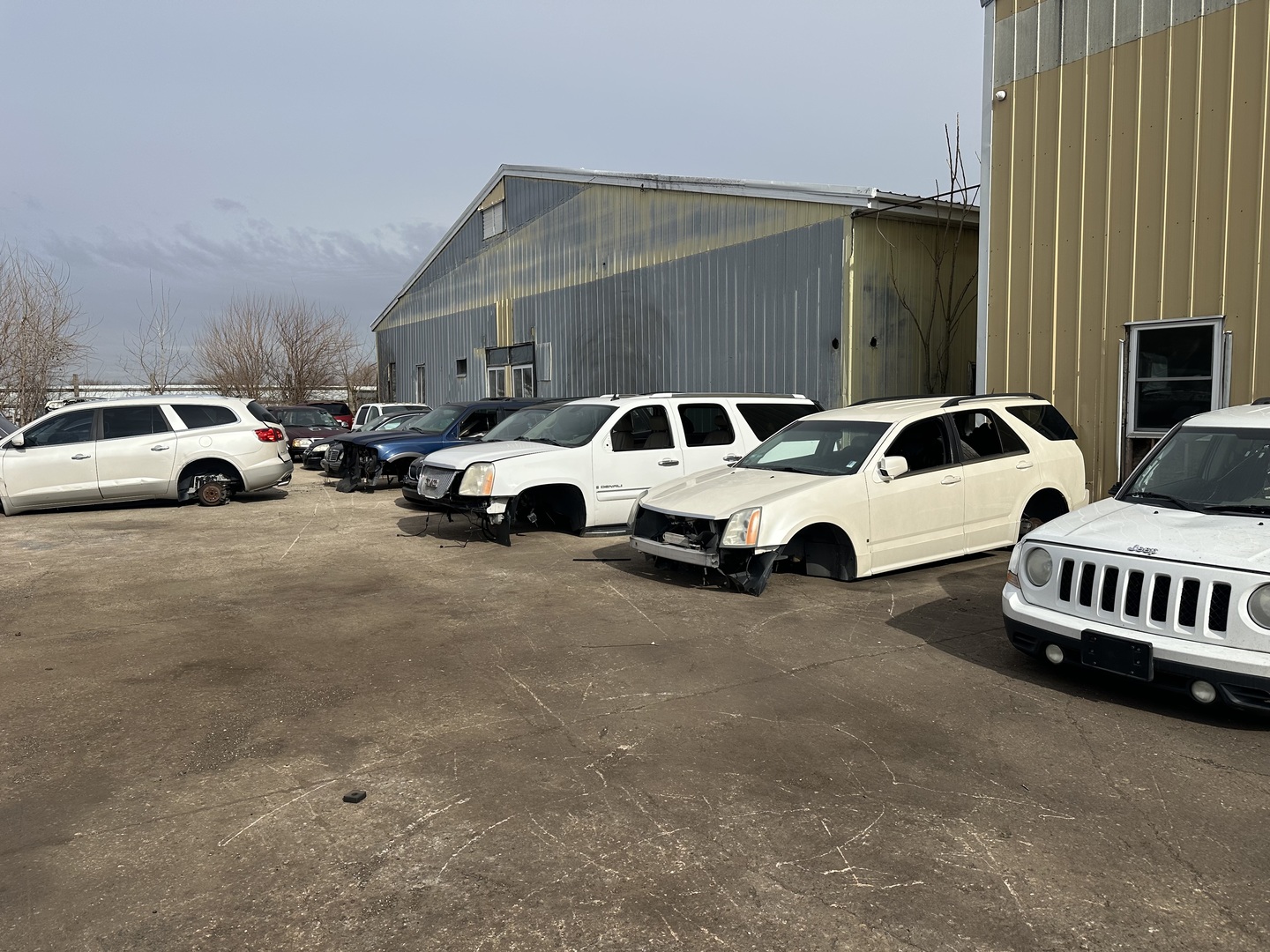 500 E Railroad Avenue