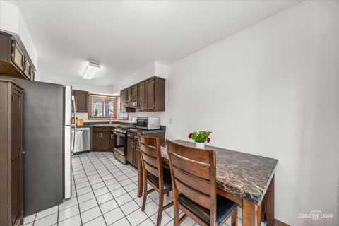 Tiny photo for 1524 S Pembroke Drive, South Elgin, IL 60177 (MLS # 12533213)