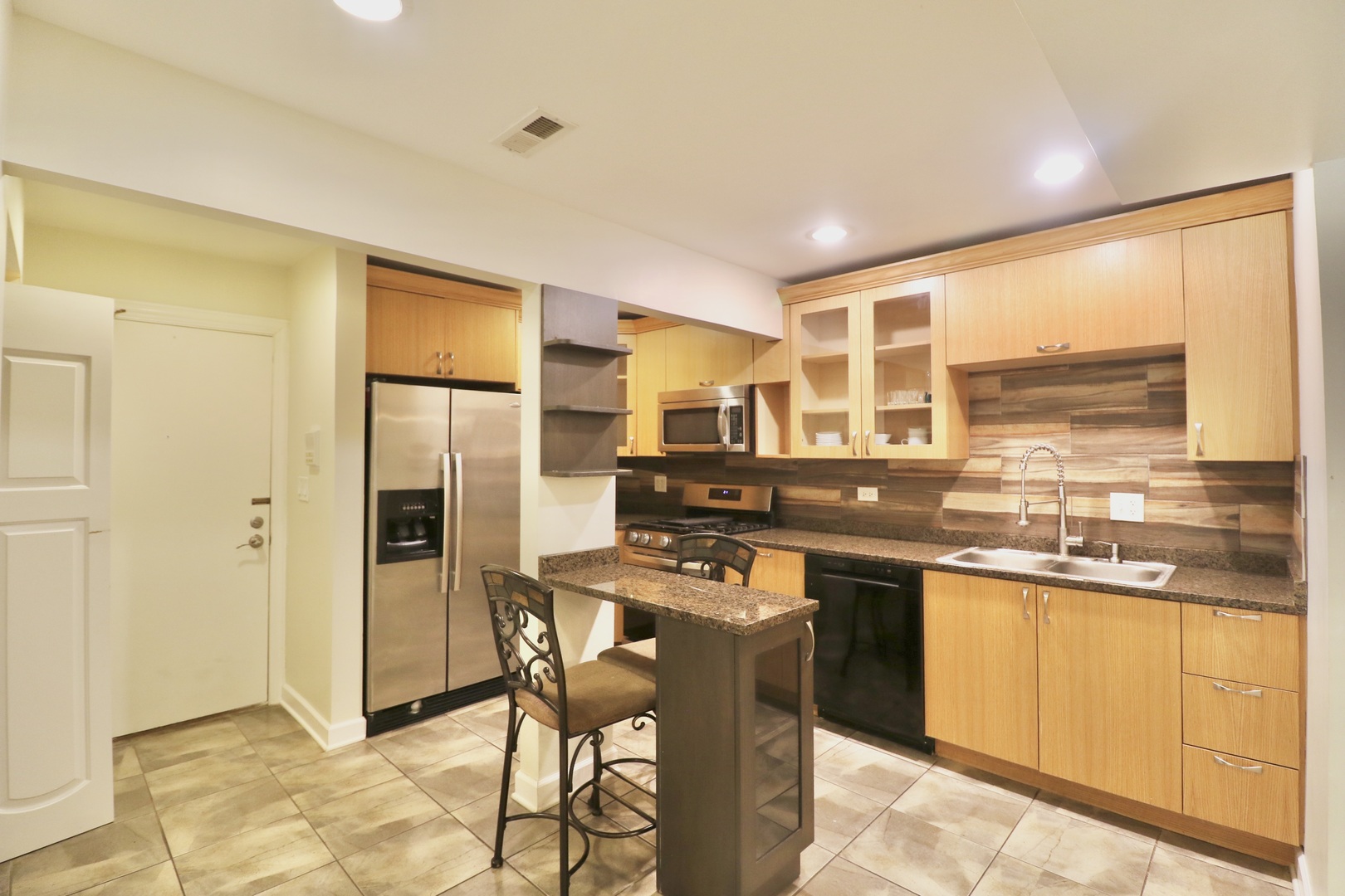 12 Oak Creek Drive 1213