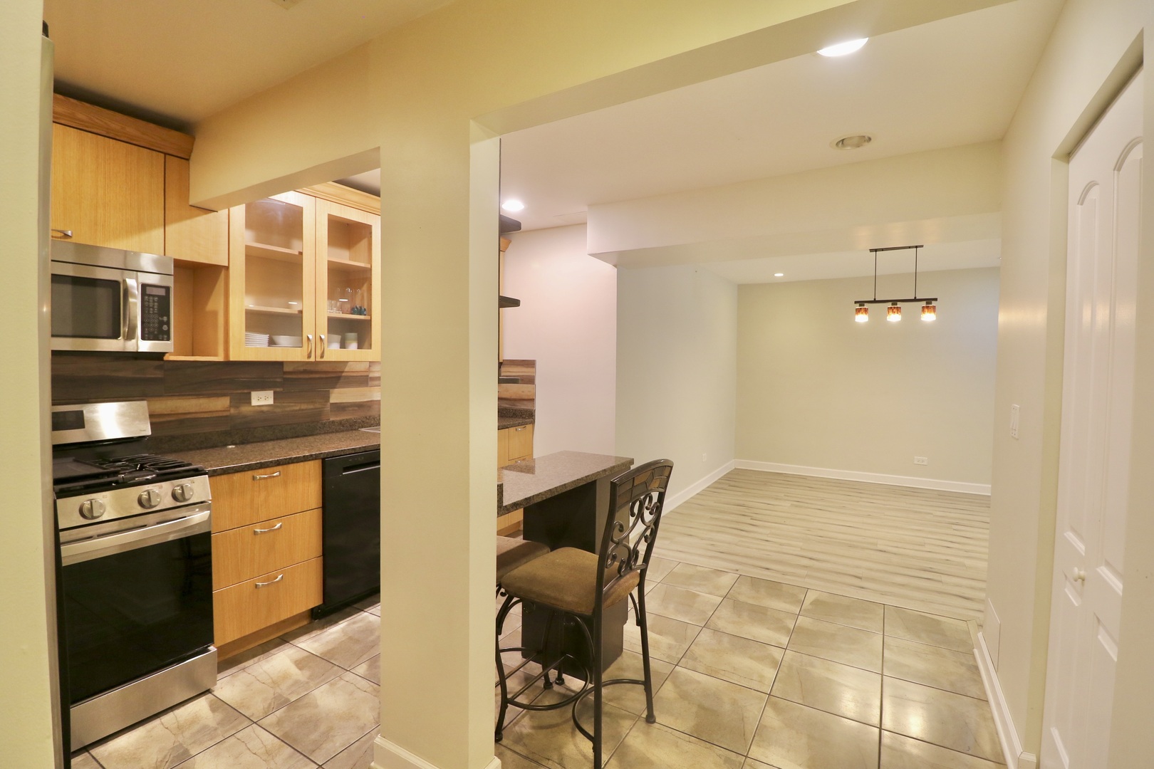 12 Oak Creek Drive 1213