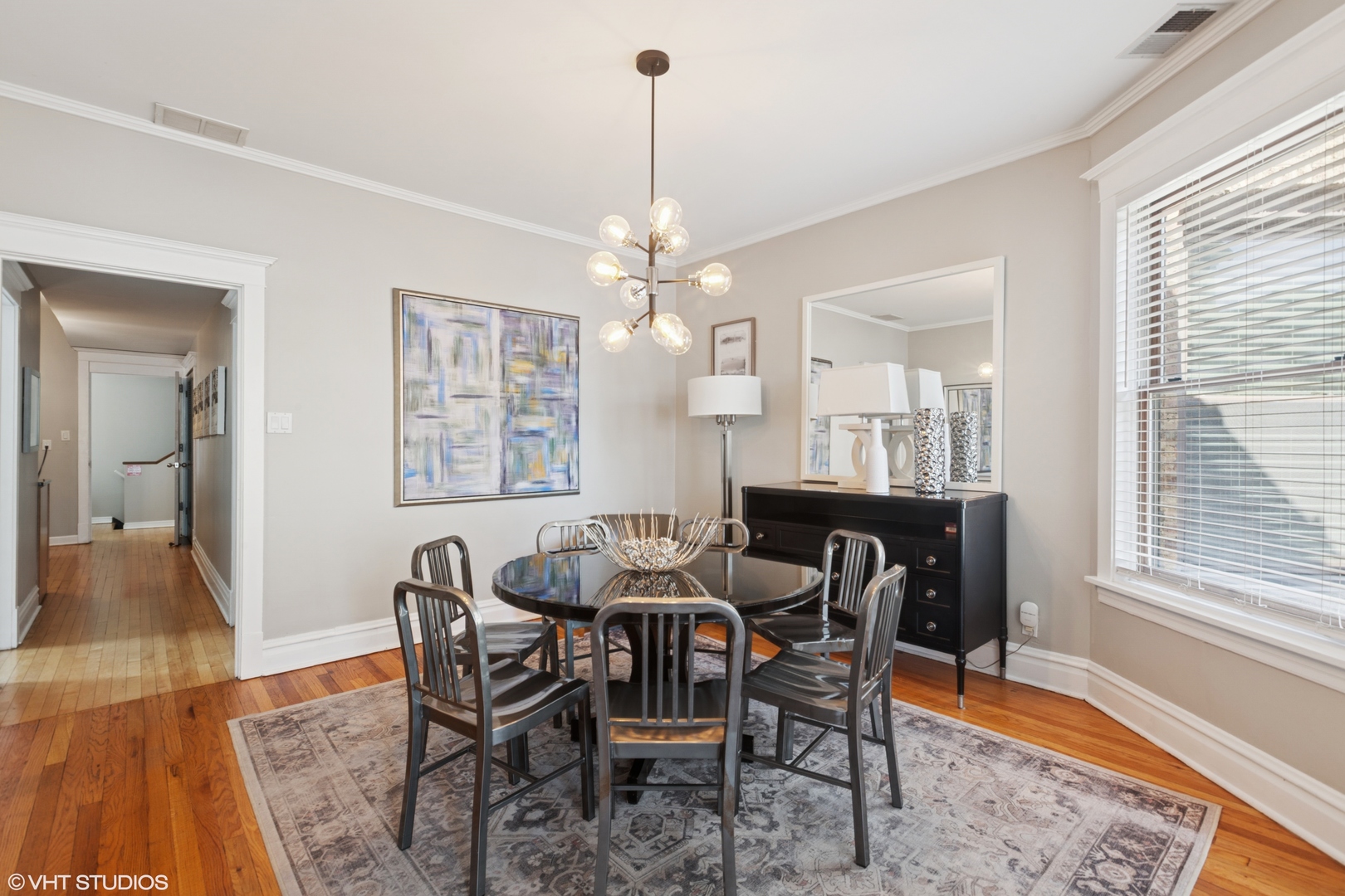 1442 W Irving Park Road