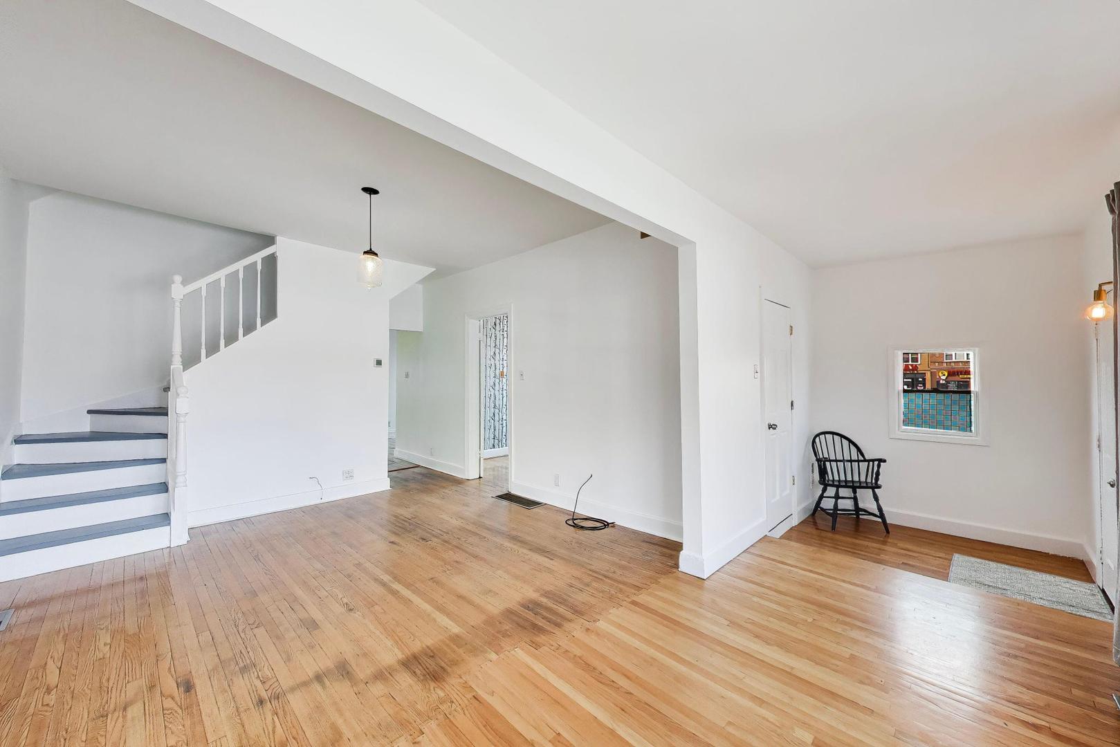 4342 N Kimball Avenue