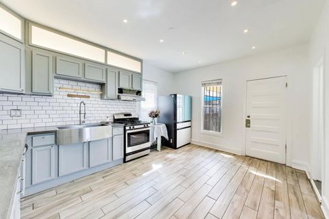 Tiny photo for 4342 N Kimball Avenue, Chicago, IL 60618 (MLS # 12611880)