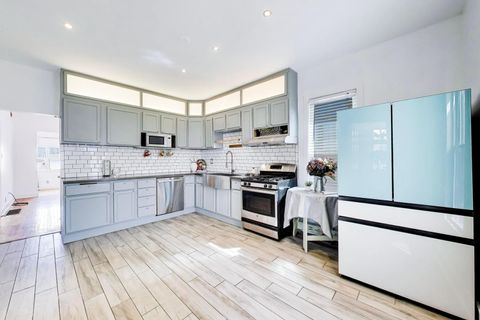 Tiny photo for 4342 N Kimball Avenue, Chicago, IL 60618 (MLS # 12611880)