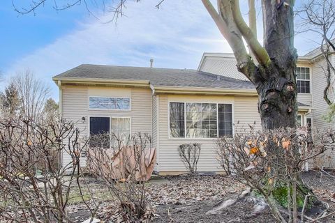 Tiny photo for 2487 Stonegate Road, Algonquin, IL 60102 (MLS # 12543366)