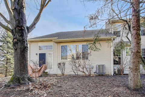 Tiny photo for 2487 Stonegate Road, Algonquin, IL 60102 (MLS # 12543366)