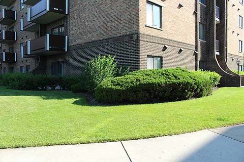 A home in Elk Grove Village