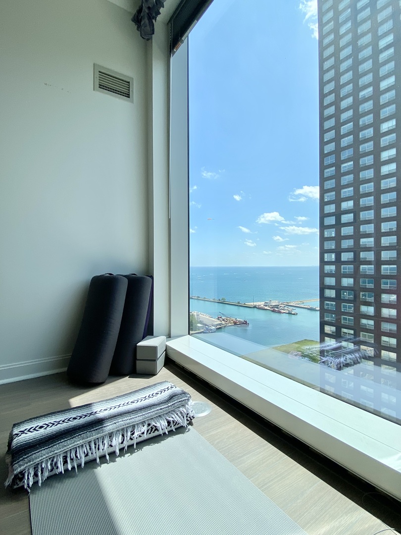 500 N Lake Shore Drive 2806