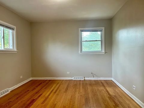 Tiny photo for 529 E 166th Place, South Holland, IL 60473 (MLS # 12524392)