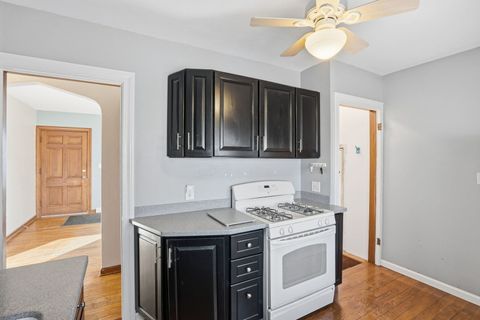 Tiny photo for 2316 Pacific Street, Davenport, IA 52804 (MLS # 12555707)