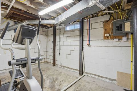 Tiny photo for 2316 Pacific Street, Davenport, IA 52804 (MLS # 12555707)