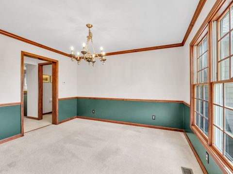 Tiny photo for 618 Birch Street, Sugar Grove, IL 60554 (MLS # 12631095)