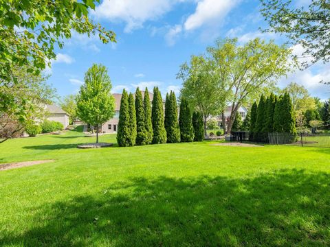Tiny photo for 618 Birch Street, Sugar Grove, IL 60554 (MLS # 12631095)