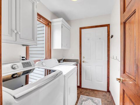 Tiny photo for 618 Birch Street, Sugar Grove, IL 60554 (MLS # 12631095)