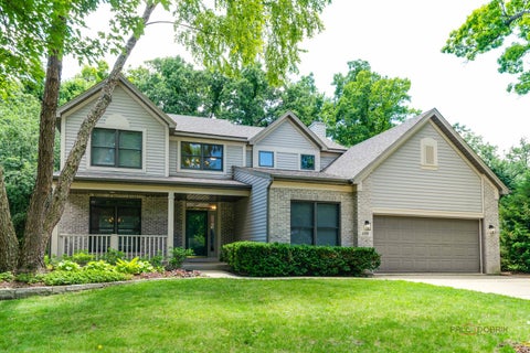 Photo of 688 Wood Creek Drive, Antioch, IL 60002 (MLS # 12686979)