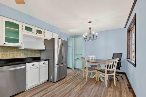 Tiny photo for 2810 Brentwood Lane, McHenry, IL 60050 (MLS # 12569282)