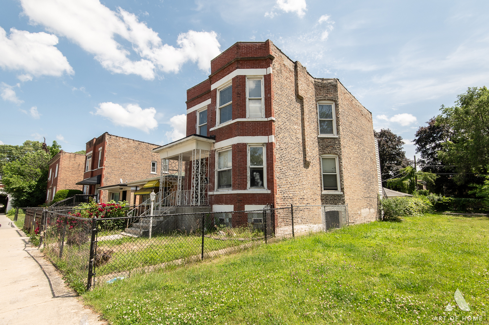 1229 E 71st Street