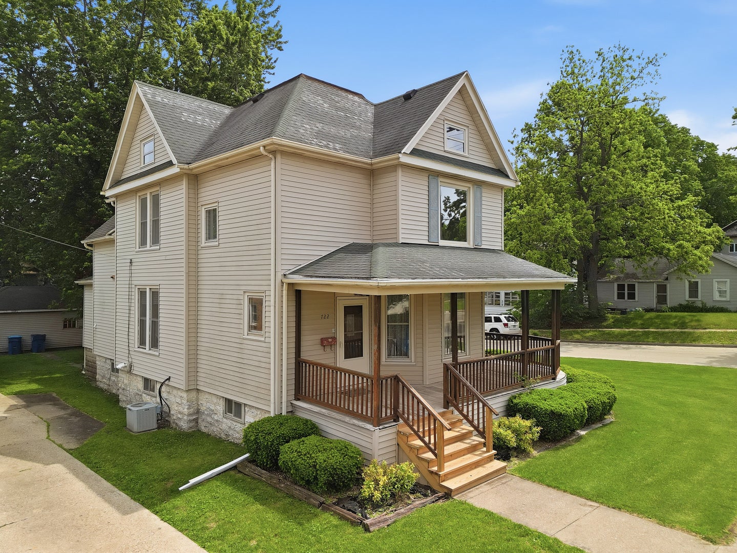 722 Highland Avenue