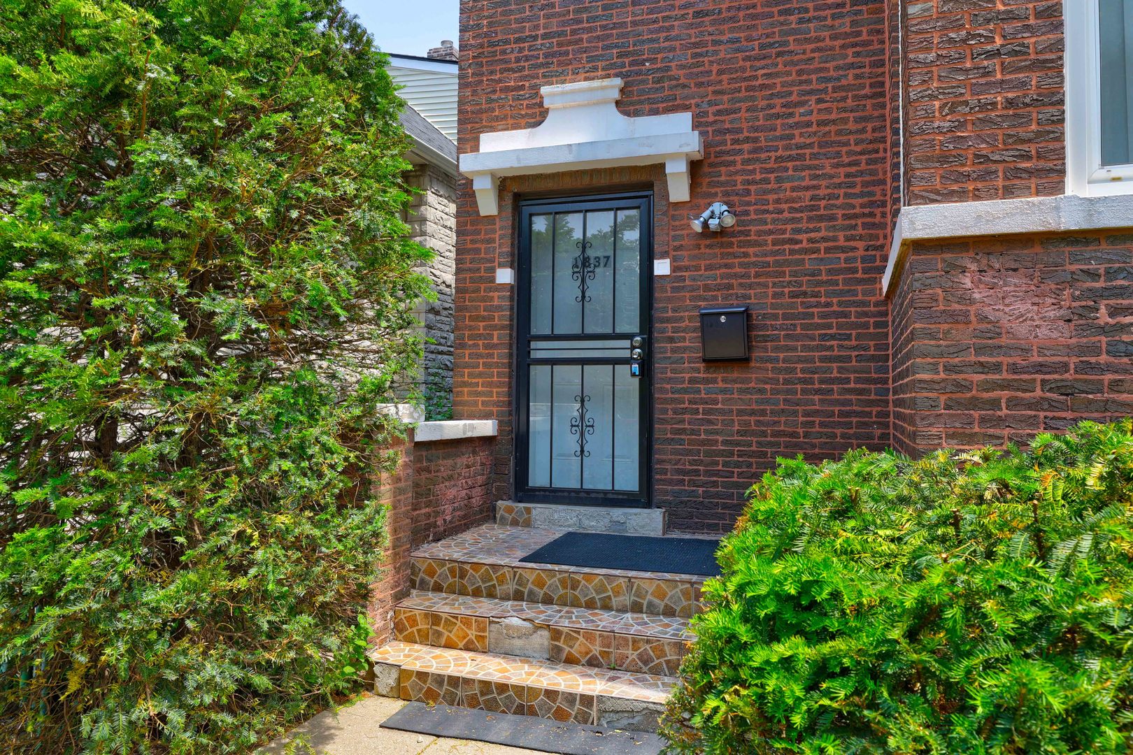 1837 S 50TH Court
